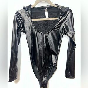 Women Shiny Faux leather long sleeve bodysuit breathable